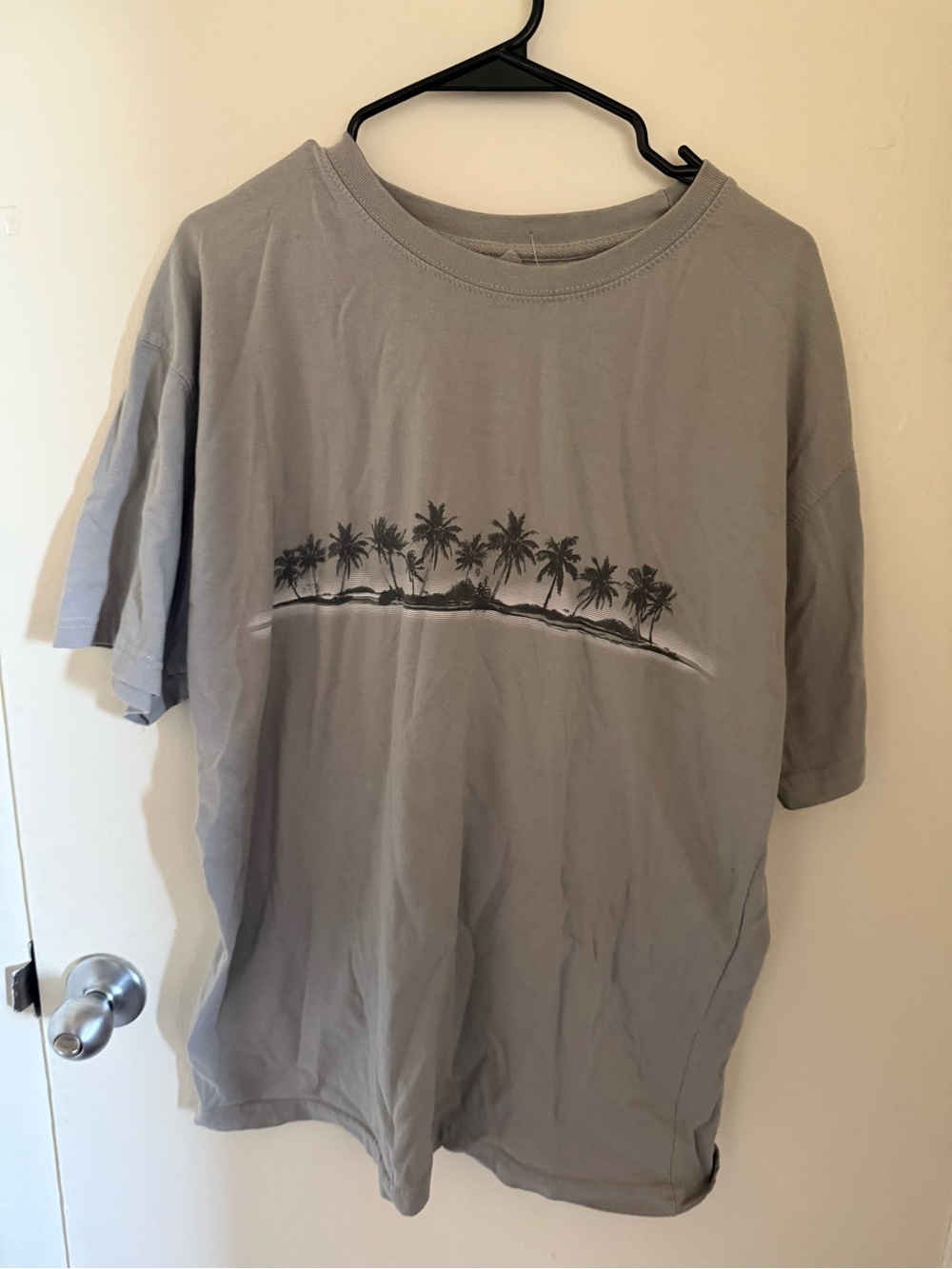Newport Blue Gray Tee with White Palm Tree Graphic
